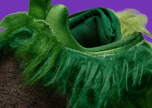 cactus-plant-flea-market-nike-dunk-low-grinch 11.webp