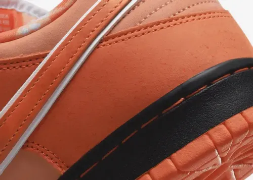 concepts-nike-sb-dunk-low-orange-lobster-fd8776-800 08.webp