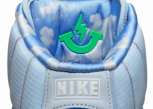 j-balvin-air-jordan-2-celestine-blue-dq7691-419 07.webp