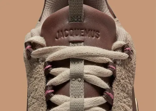 jacquemus-nike-air-humara-brown 7.webp