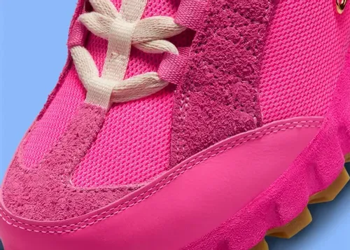 jacquemus-nike-air-humara-pink-dx9999-600 9.webp