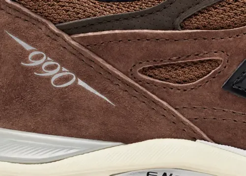 jjjjound-new-balance-990v3-montreal 08.webp