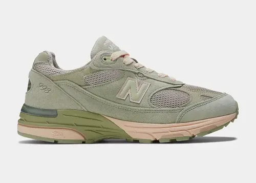 joe-freshgoods-new-balance-993-performance-art-green-mr993jg1 02.webp
