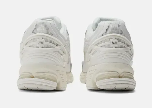 new-balance-1906r-protection-pack-white-leather-m1906de 05.webp