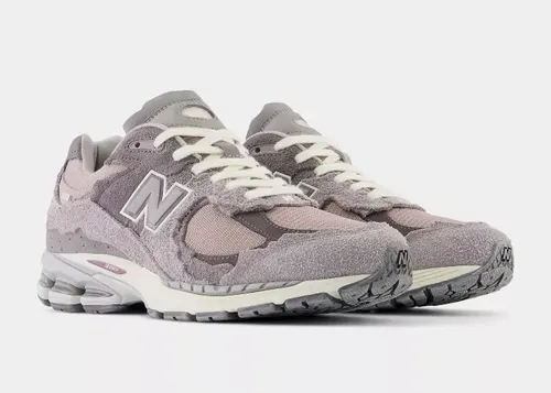 new-balance-2002r-protection-pack-mauve-m2002rdy 01.webp