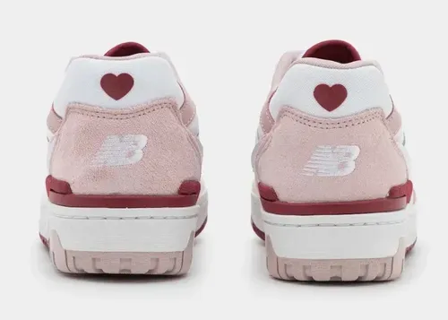 new-balance-550-wmns-valentines-day-bbw550zv 04.webp