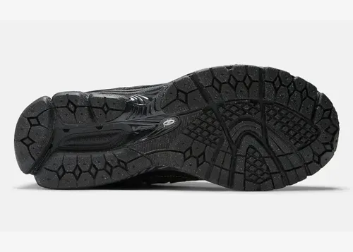 new-balance-protection-pack-1906d-black-leather-m1906df 06.webp