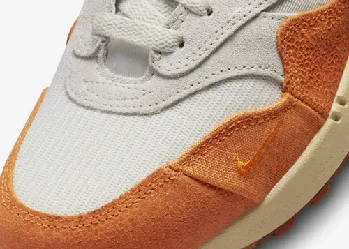 nike-air-max-1-magma-orange-dz4709-001 7.webp