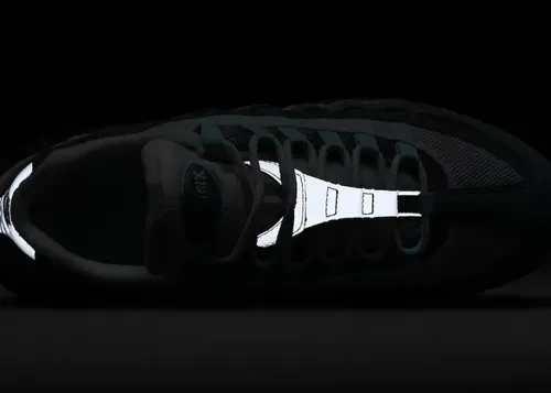 nike-air-max-95-hyper-turquoise-fv4710-100 07.webp