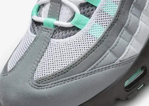 nike-air-max-95-hyper-turquoise-fv4710-100 09.webp