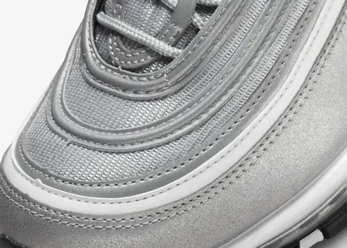 nike-air-max-97-og-silver-bullet-dm0028-002 08.webp
