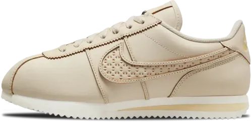 image de Nike Cortez World Make FN7665-838