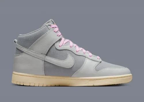 nike-dunk-high-certified-fresh-dq8800-001 3.webp