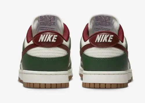nike-dunk-low-gorge-green-fb7160-161 05.webp