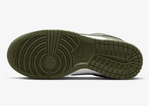 nike-dunk-low-medium-olive-dd1503-120 6.webp