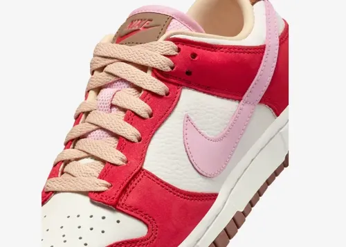 nike-dunk-low-prm-wmns-bacon-fb7910-600 07.webp