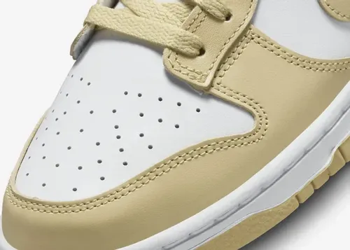 nike-dunk-low-team-gold-dv0833-100 07.webp