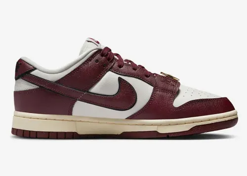 nike-dunk-low-team-red-dv1160-101 03.webp