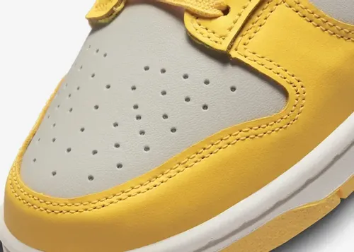 nike-dunk-low-wmns-citron-pulse-dd1503-002 07.webp