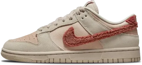 Image de Nike Dunk Low WMNS Terry Swoosh DZ4706-200