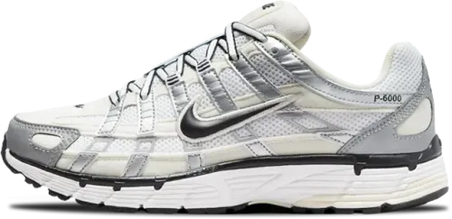 image de Nike P-6000 WMNS "Coconut Milk Metallic Silver" FV6603-100