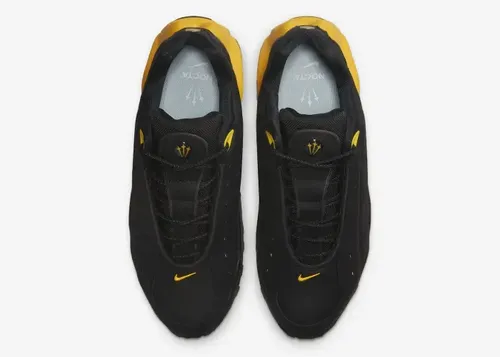 nocta-nike-hot-step-air-terra-black-university-gold-dh4692-002 4.webp