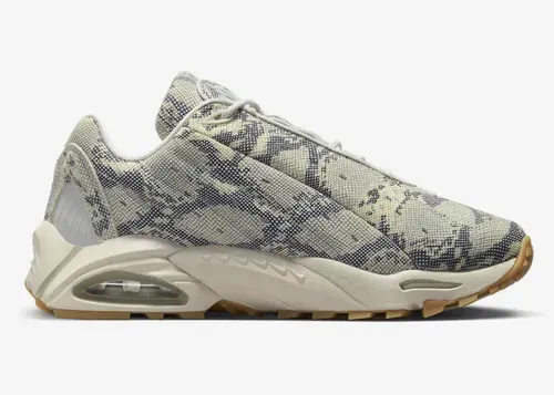 nocta-nike-hot-step-air-terra-snakeskin-dr0508-001 03.webp
