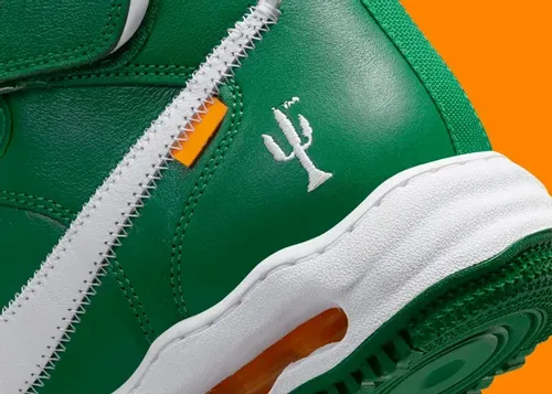 off-white-nike-air-force-1-mid-sp-pine-green-dr0500-300 09.webp