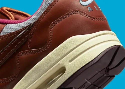 patta-nike-air-max-1-tan-brown-do9549-200 10.webp