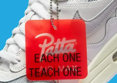 patta-nike-air-max-1-wave-white-grey-dq0299-100 07.webp