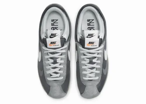 sacai-nike-cortez-4-0-grey-dq0581-001 04.webp