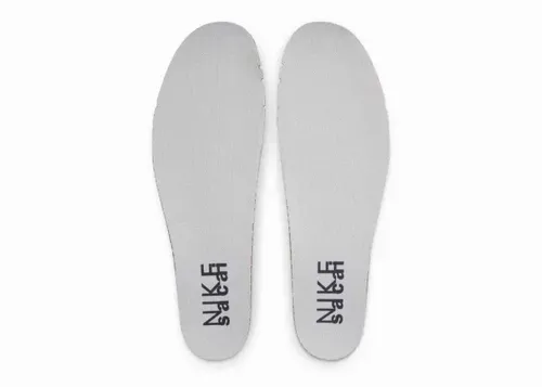 sacai-nike-cortez-4-0-grey-dq0581-001 10.webp