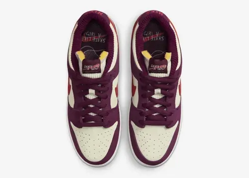 skate-like-a-girl-nike-sb-dunk-low-bordeaux-dx4589-600 04.webp