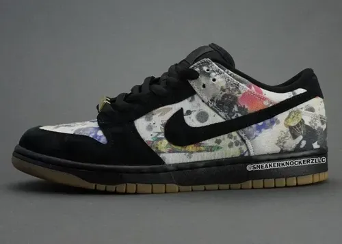 Supreme x Nike SB Dunk Low 