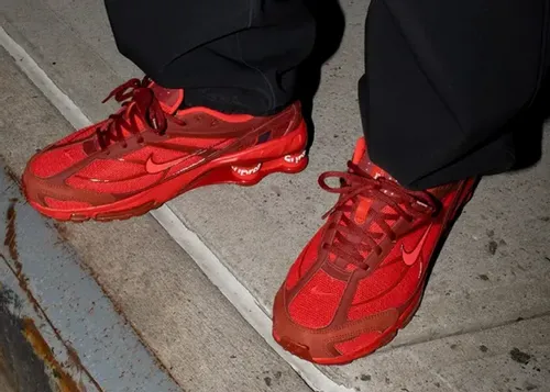 supreme-nike-shox-ride-2-sp-speed-red 3.webp