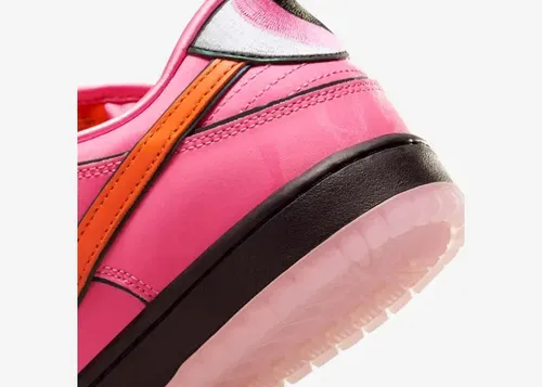 the-powerpuff-girls-nike-sb-dunk-low-blossom-fd2631-600 11.webp