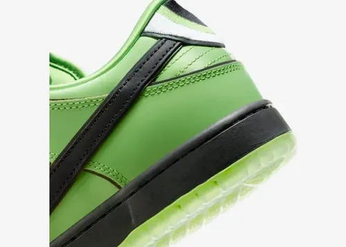 the-powerpuff-girls-nike-sb-dunk-low-buttercup-fz8319-300 10.webp