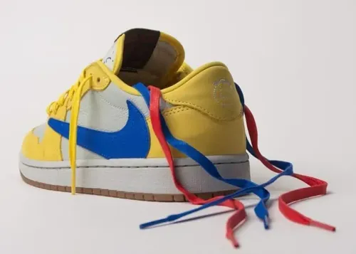 travis-scott-air-jordan-1-low-og-canary-dz4137-700 04.webp
