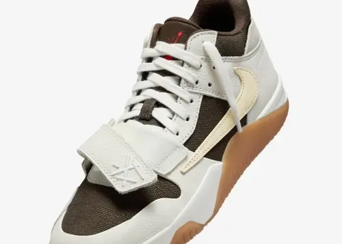 travis-scott-jordan-jumpman-jack-sail-fz8117-100 07.webp