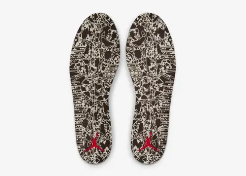 travis-scott-jordan-jumpman-jack-sail-fz8117-100 09.webp