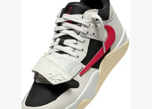 travis-scott-jordan-jumpman-jack-university-red-FZ8117-101 07.webp