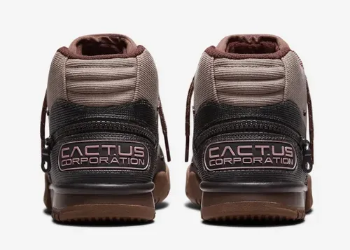 travis-scott-nike-air-trainer-1-wheat-dr7515-200 5.webp