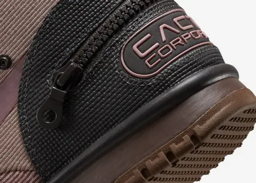 travis-scott-nike-air-trainer-1-wheat-dr7515-200 8.webp