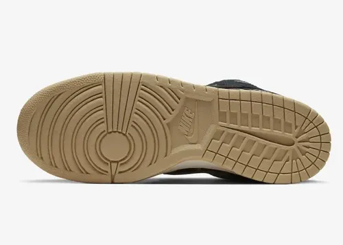 travis-scott-nike-sb-dunk-low-prm-qs-ct5053-001 06.webp