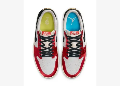 trophy-room-air-jordan-1-low-sp-away-fn0432-100 04.webp