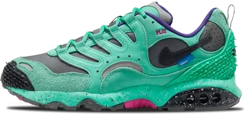 image de Undefeated Nike Air Terra Humara Lught Menta FN7546 301