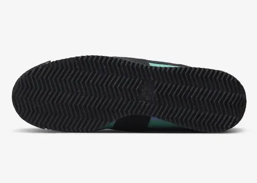 union-nike-cortez-black-off-noir-dr1413-001 6.webp