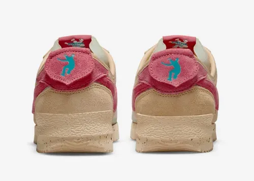 union-nike-cortez-wheat-red-dr1413-200 5.webp