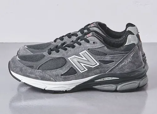 image de United Arrows And Sons New Balance 990V3 Grey M990UA3