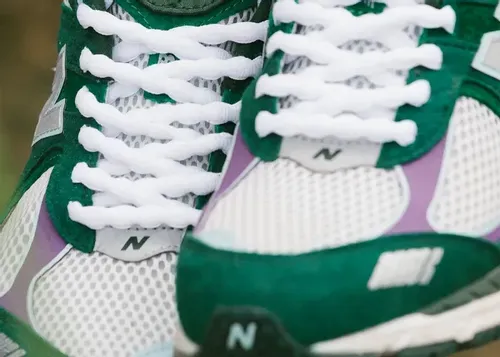 up-there-new-balance-2002r-backyard-legends 3.webp